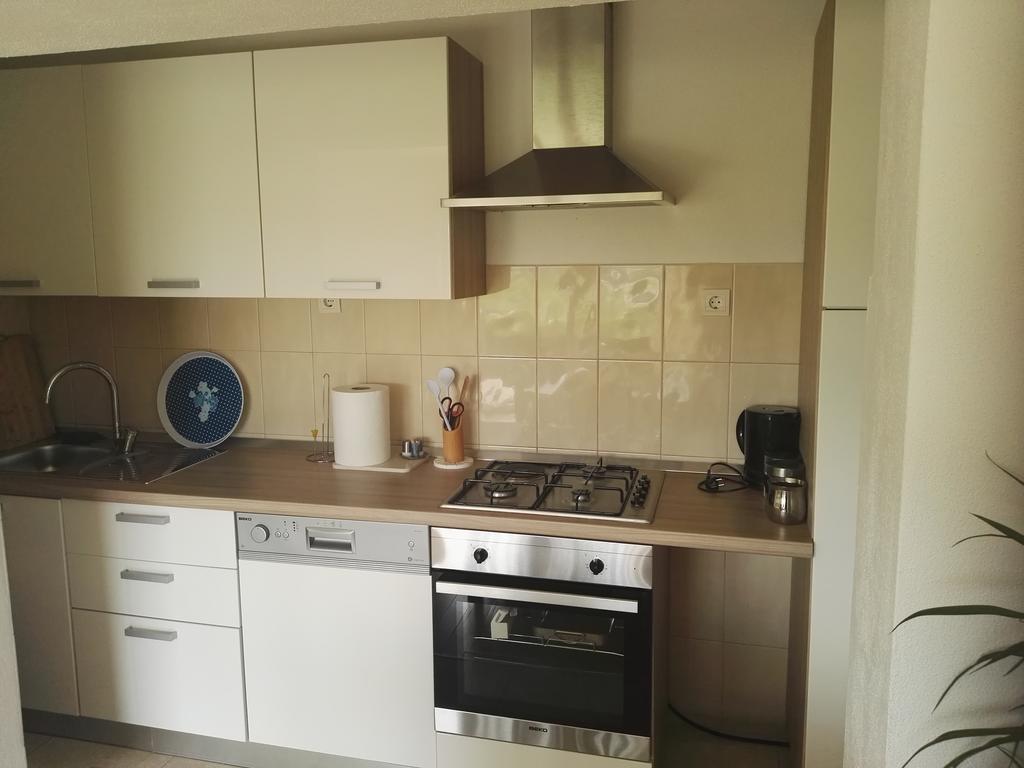 Apartment Boba Sinj Exterior photo